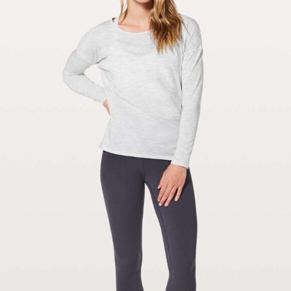 NWT Lululemon Back Into It Long Sleeve in Space Dye Ice Grey Alpine White, Sz 4 - Picture 4 of 8